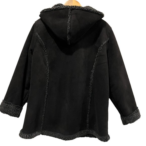 L.L. Bean Women's Microsuede Sherpa Hooded Jacket, Horn Buttons, Black, LP - Picture 2 of 6